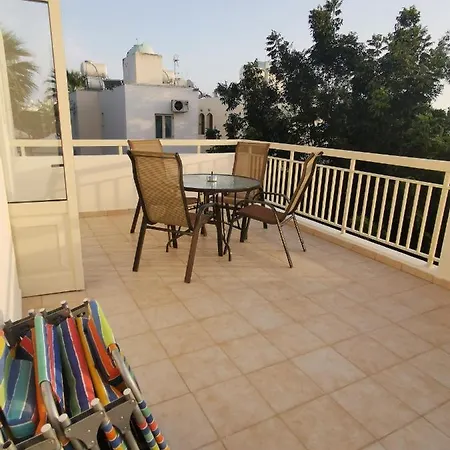 Garden Luxury Apartment *